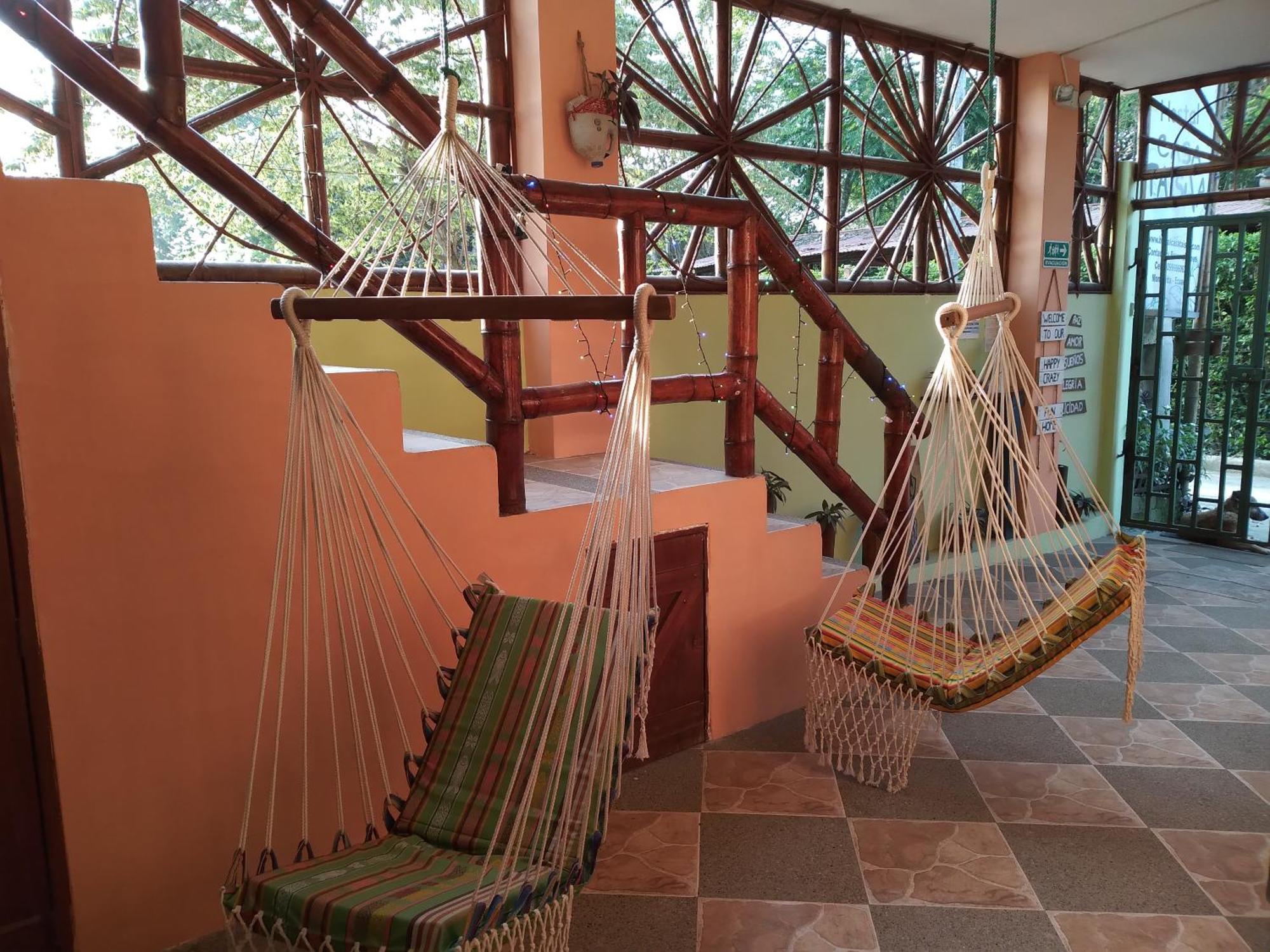 Hostal Casa Taisha Montañita Exteriör bild