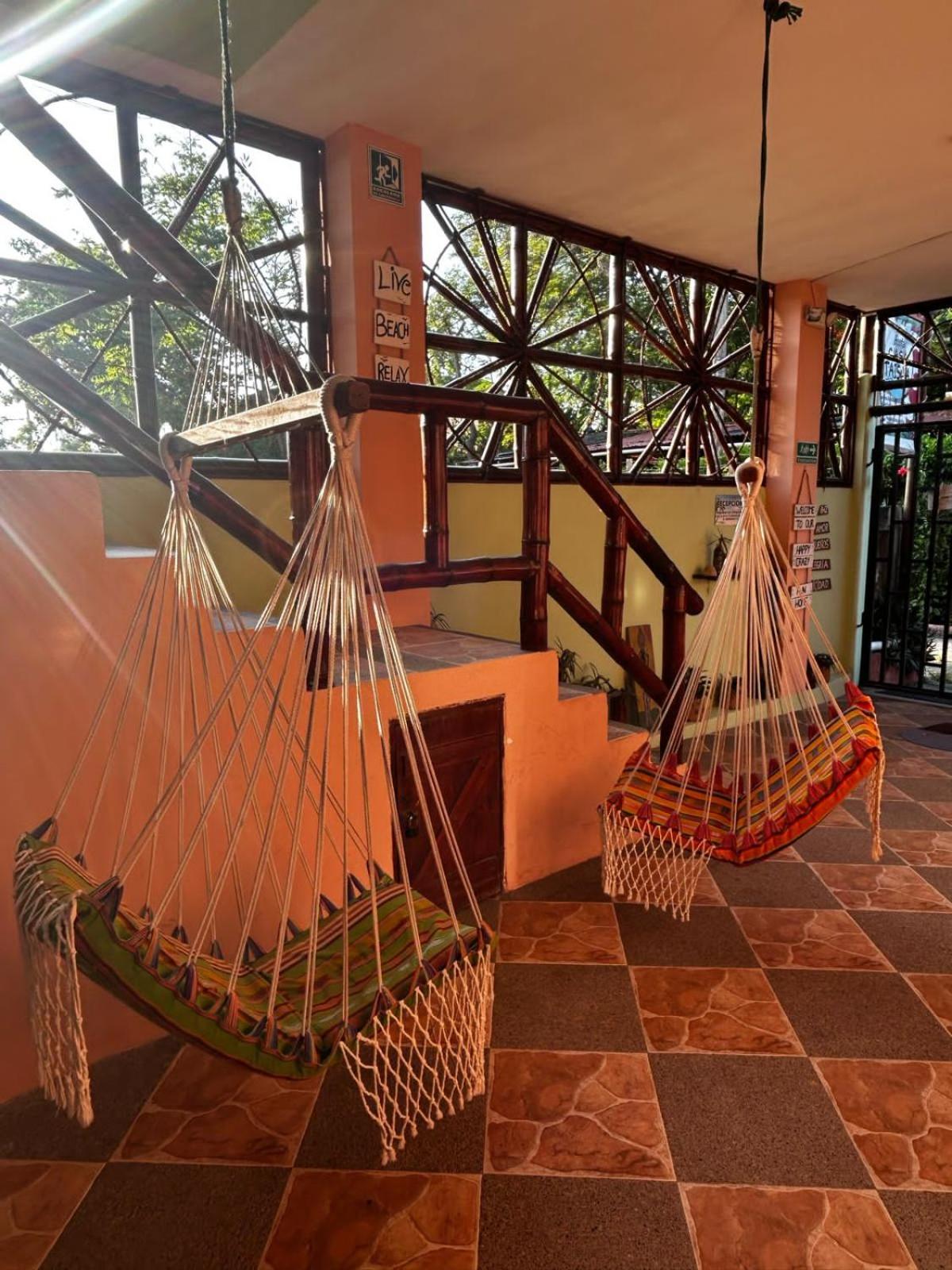 Hostal Casa Taisha Montañita Exteriör bild